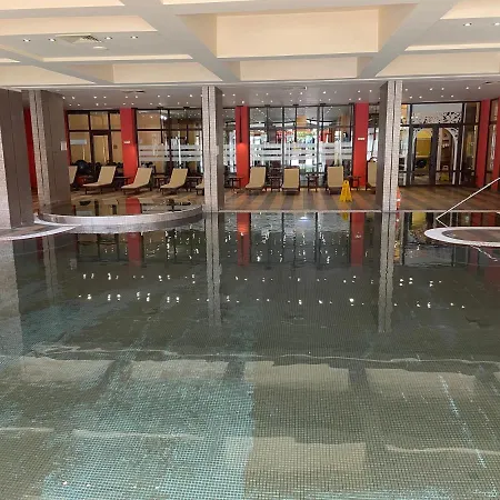 Royal & Apartament Słoneczny Brzeg