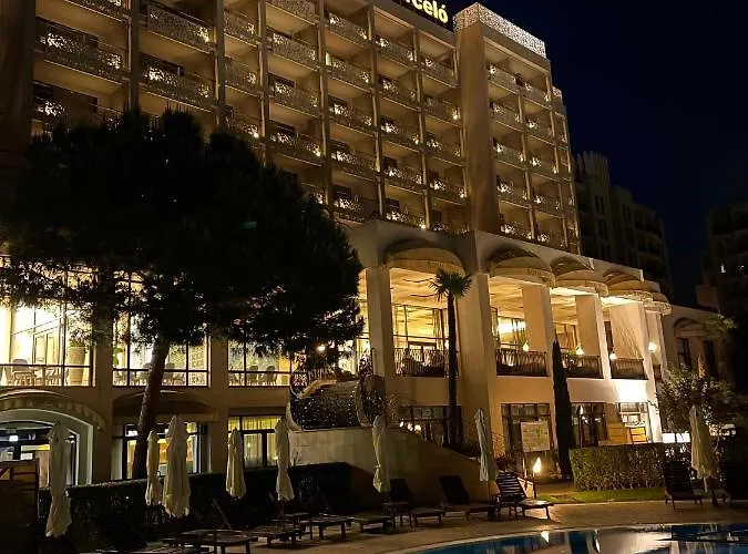 Apartament Royal & *