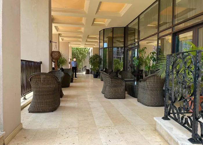 Royal & 써니비치